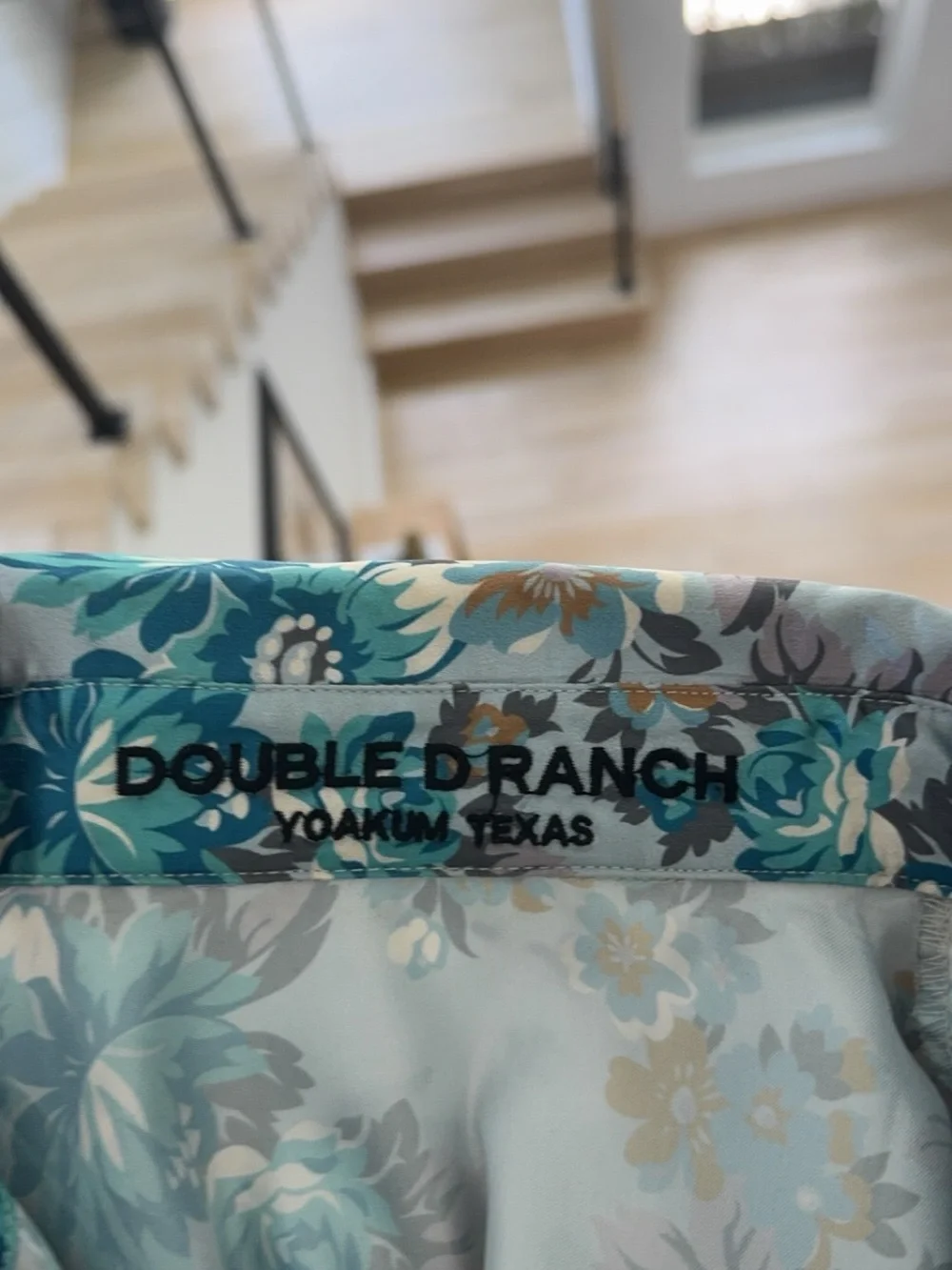 Double D Ranch Teal Floral Satin Western Shirt Jacket with Black Yoke - Picture 3 of 3